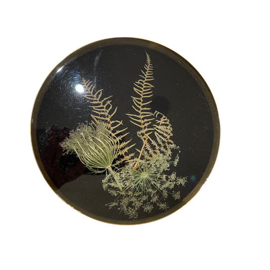 Botanical Resin Art, M